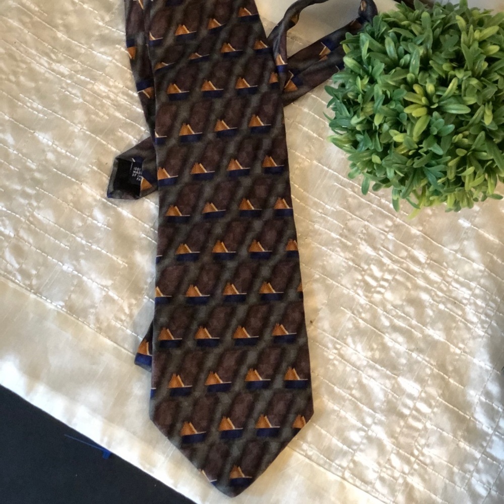 Oscar de la Renta silk tie